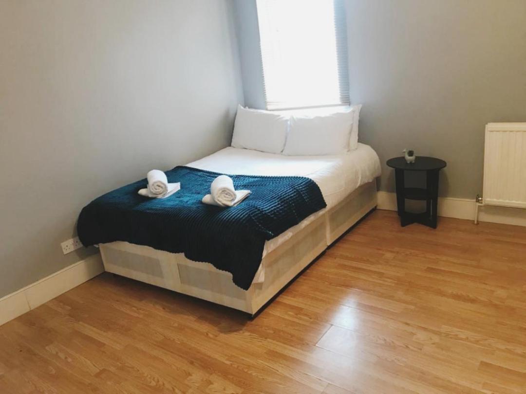 Jb Family & Contractor Stays, Free Parking Londra